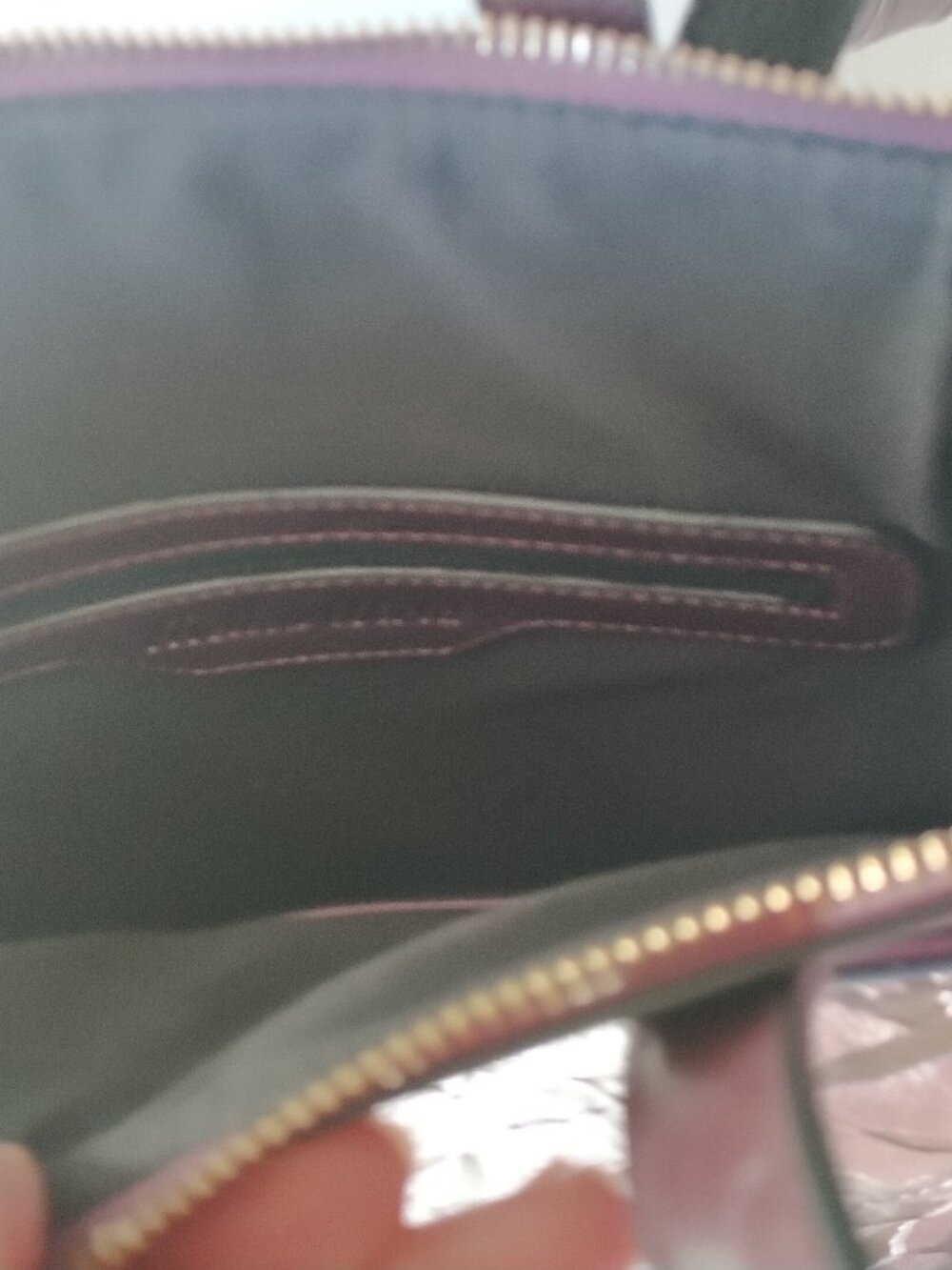 Convertible 3-way handbag/crossbody/backpack Vegan Leather Burgundy Embossed NEW - Picture 13 of 14